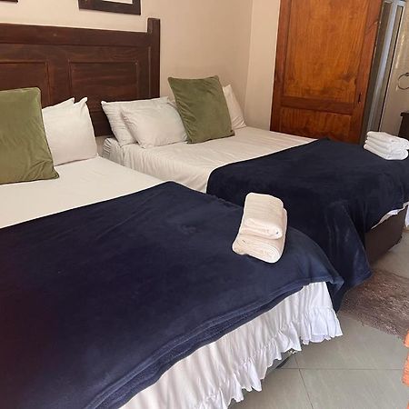 Travetel Or Tambo Airport Hotel Kempton Park Luaran gambar