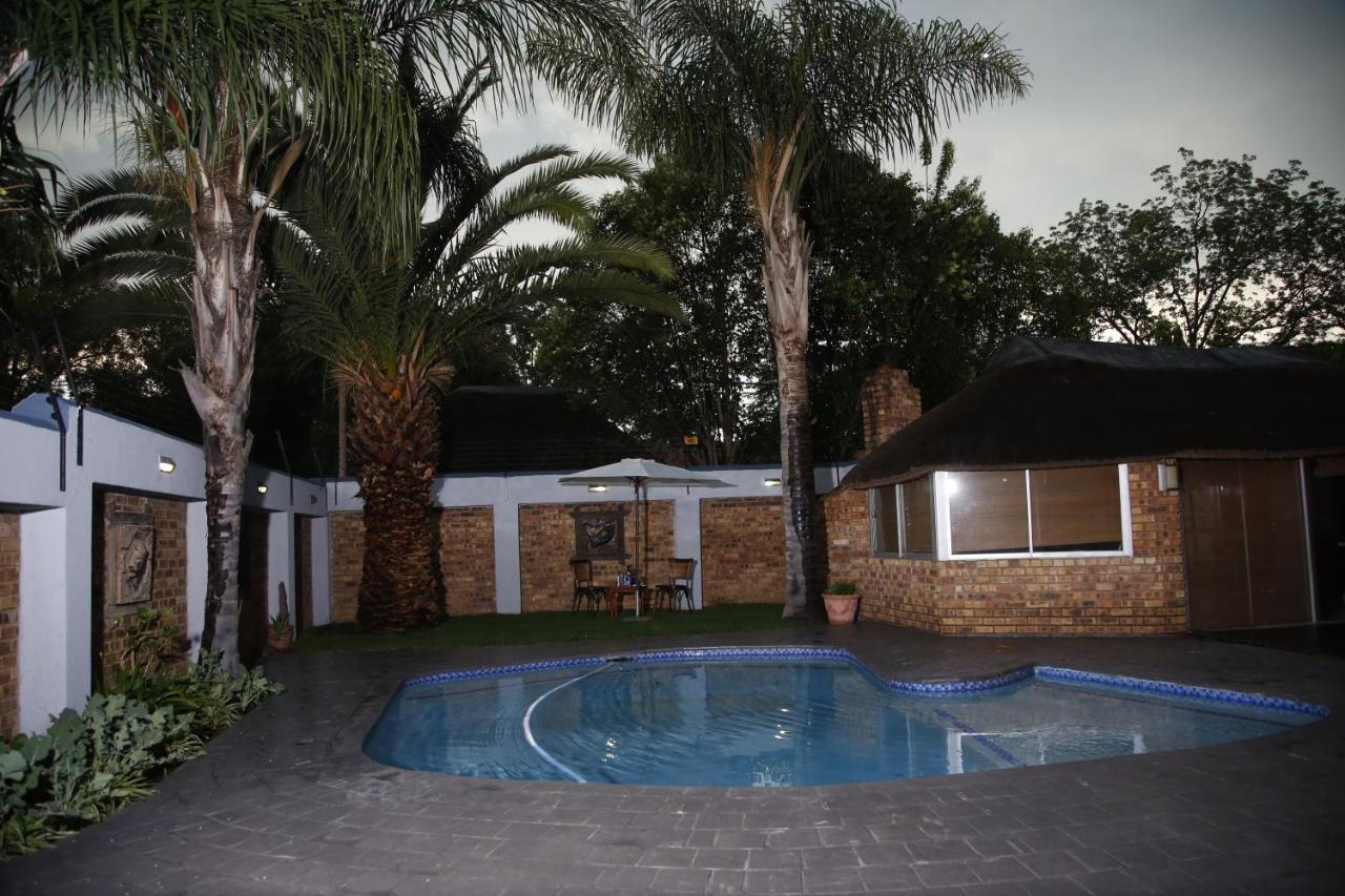 Travetel Or Tambo Airport Hotel Kempton Park Luaran gambar
