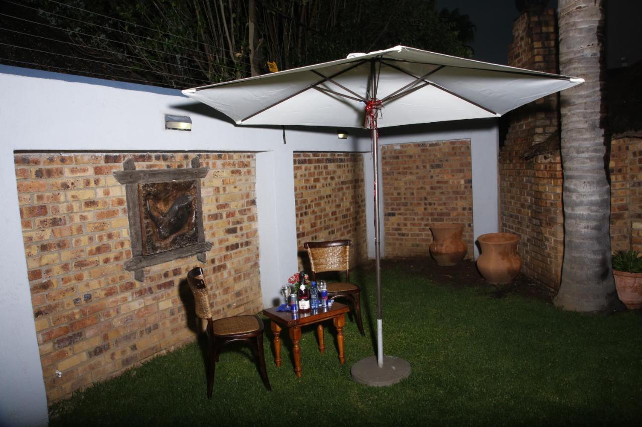 Travetel Or Tambo Airport Hotel Kempton Park Luaran gambar