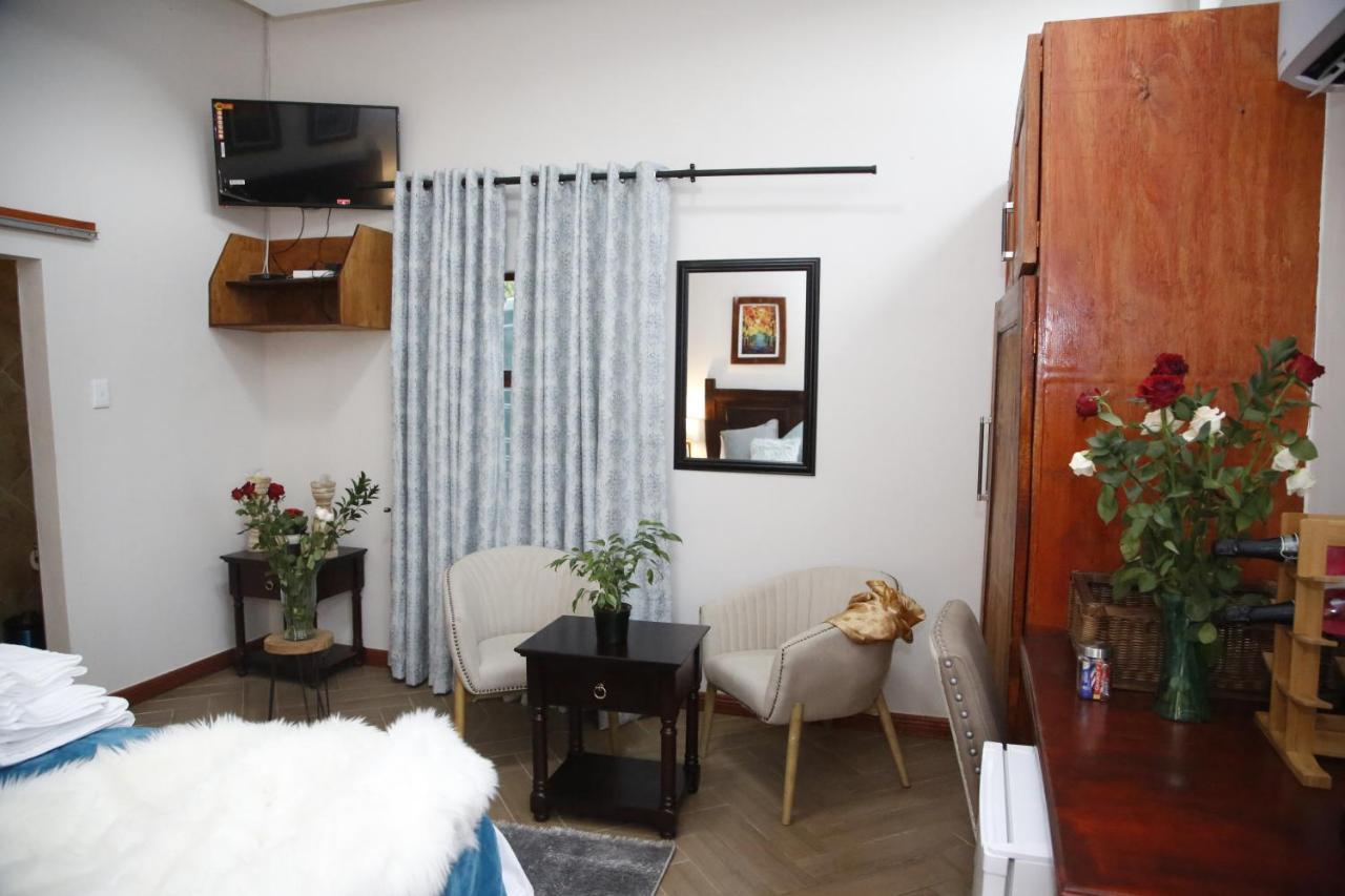 Travetel Or Tambo Airport Hotel Kempton Park Luaran gambar